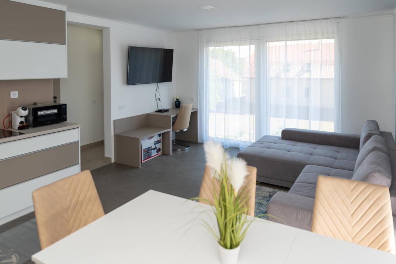 Mineral Apartman Diamond Nyíregyháza Zewnętrze zdjęcie